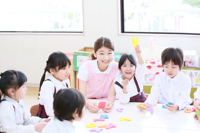 アザリア幼稚舎